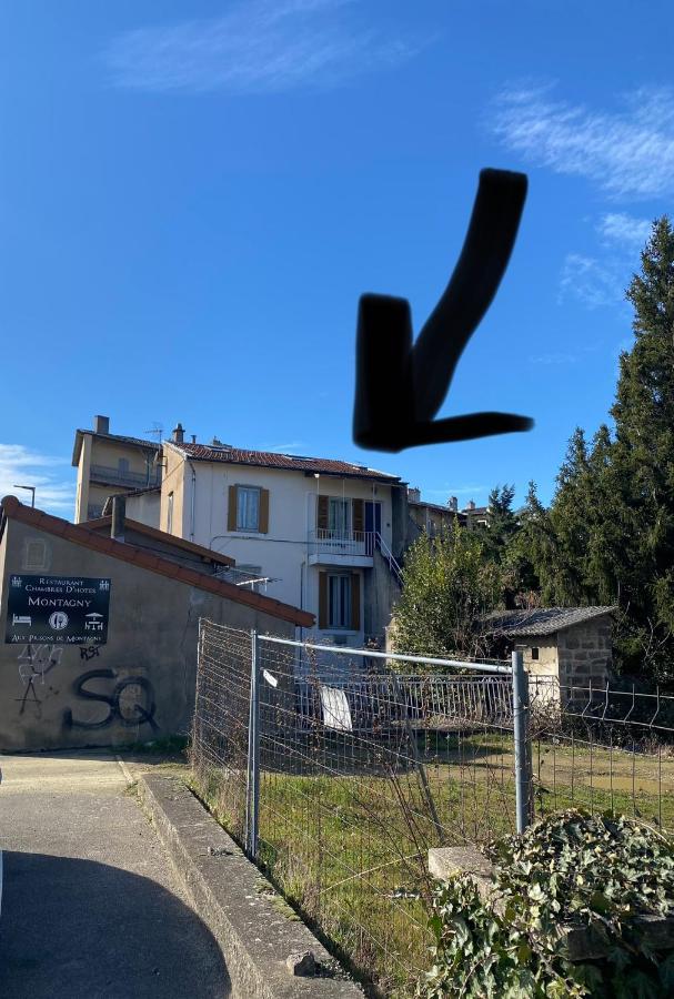 Aux Portes De Lyon Tout Confort Emplacement Ideale Netflix ジボール エクステリア 写真